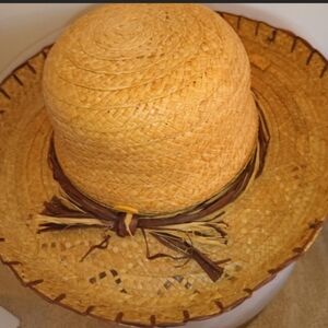 Liz Claiborne cowgirl bucket hat